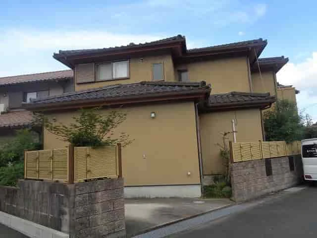  築２５年、 『住友林業(株)』さんの木造(在来工法)２階建ての立派な和風住宅です。  屋根は陶器瓦(和型Ｊ型石州瓦)　広島市安佐北区可部・Ｔ様サムネイル画像