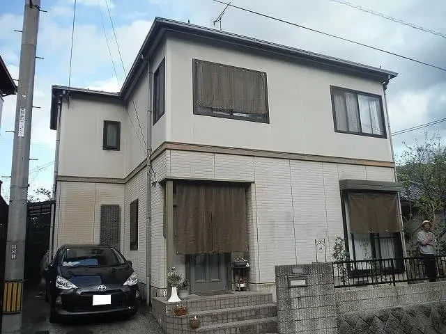 Ｎ様のお宅は築２９年、『積水ハウス工業(株)』さんの軽量鉄骨構造２階建ての洋風住宅です。安芸高田市・Ｎ様邸の完工報告サムネイル画像