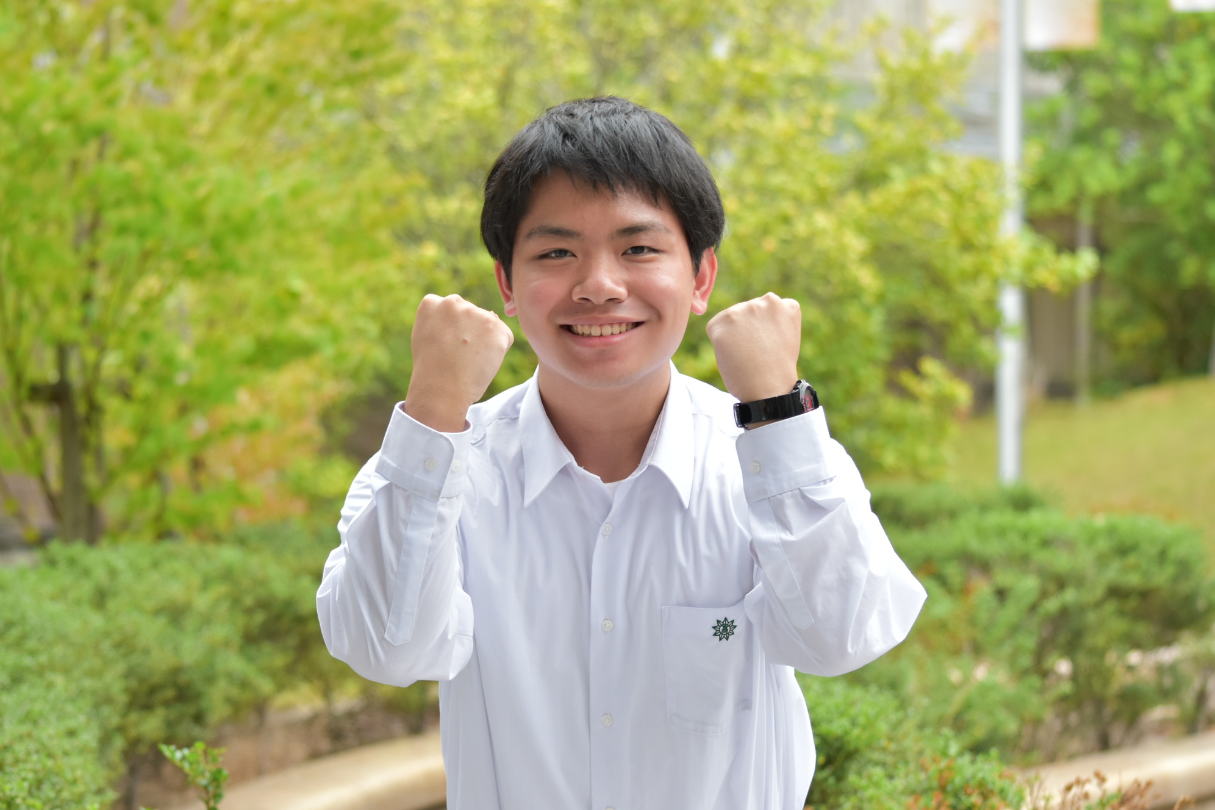 東福岡高等学校 第70期 学園祭委員会 副委員長　村上 右京