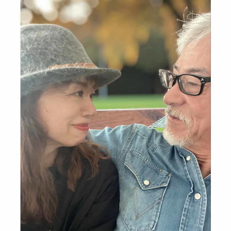 「Stand by me」その一通が繋いだご縁。10歳差のふたりがラス恋で見つけた、生涯のパートナーと重ねる夢の関連画像 1