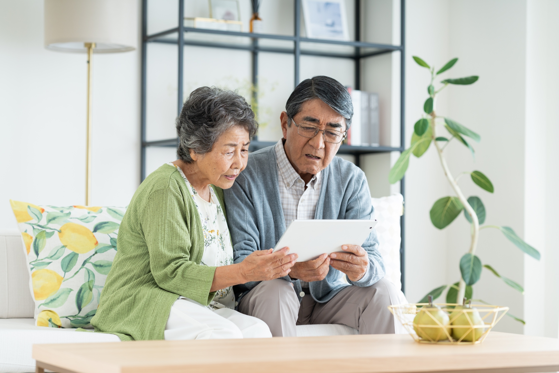 60代 夫婦 男女 カップル