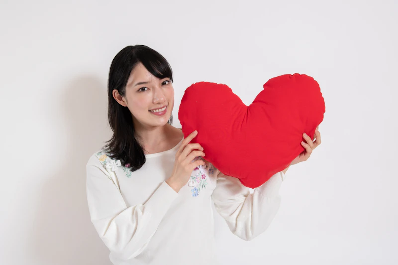 女性とハート