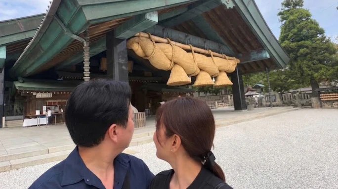 離婚から12年と8年の二人。 「まずは飲み友達から」 そんな気軽な関係性から始まったラス恋