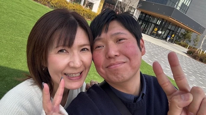 「自分には縁がない」と思っていたマッチングアプリ。遠距離のふたりがラス恋で見つけた、人生を動かす出会い