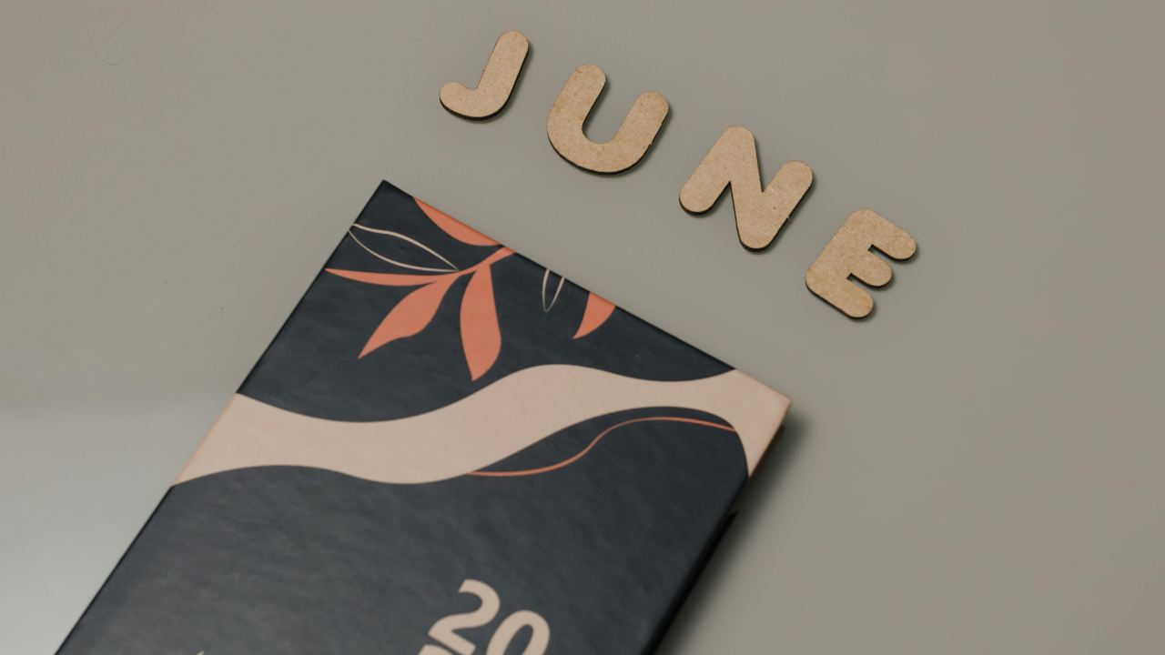 6月