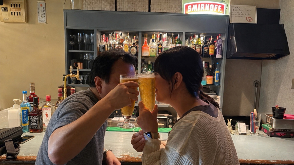 離婚から12年と8年の二人。 「まずは飲み友達から」 そんな気軽な関係性から始まったラス恋の関連画像 1