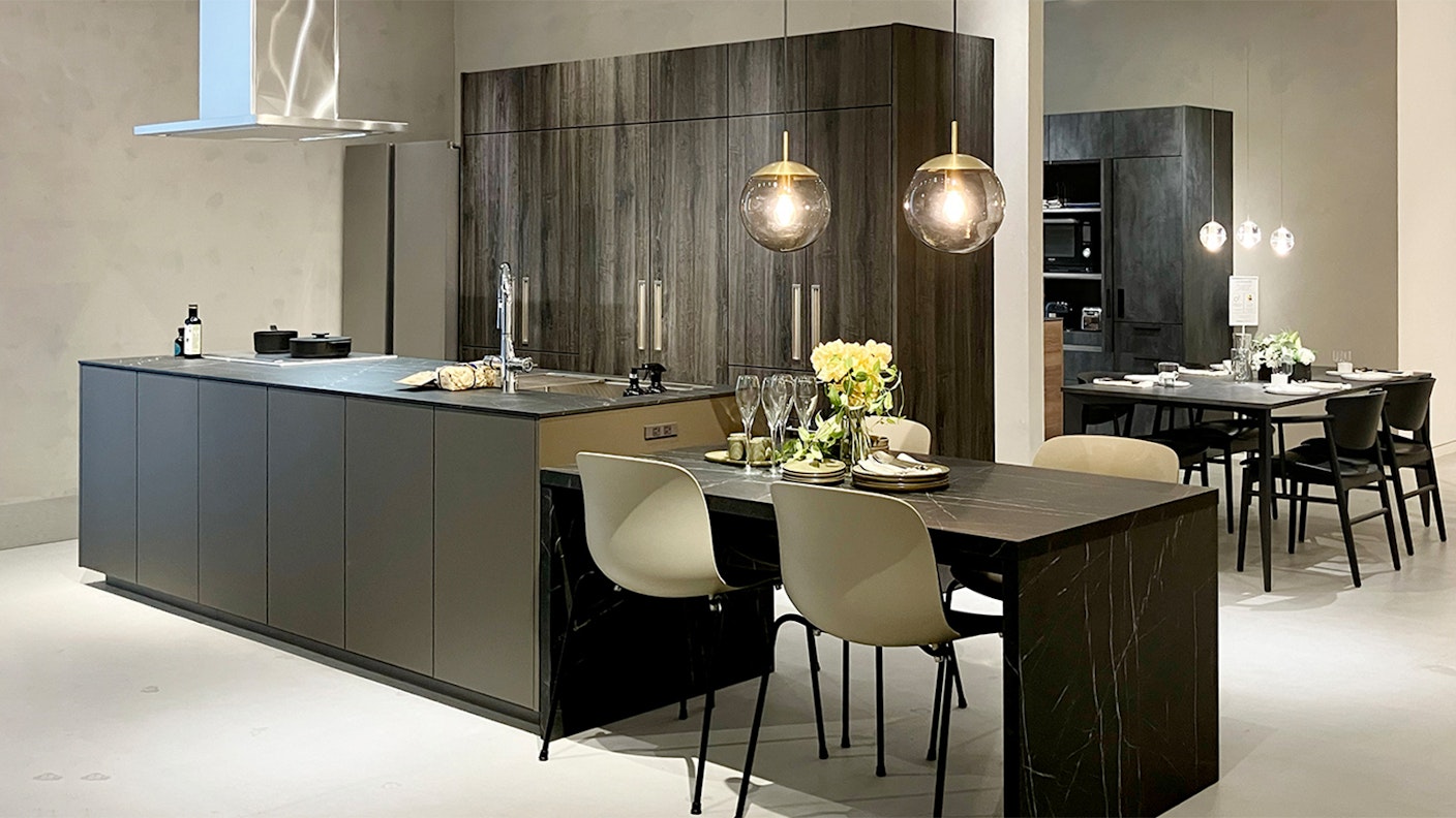 藤岡F アイランド