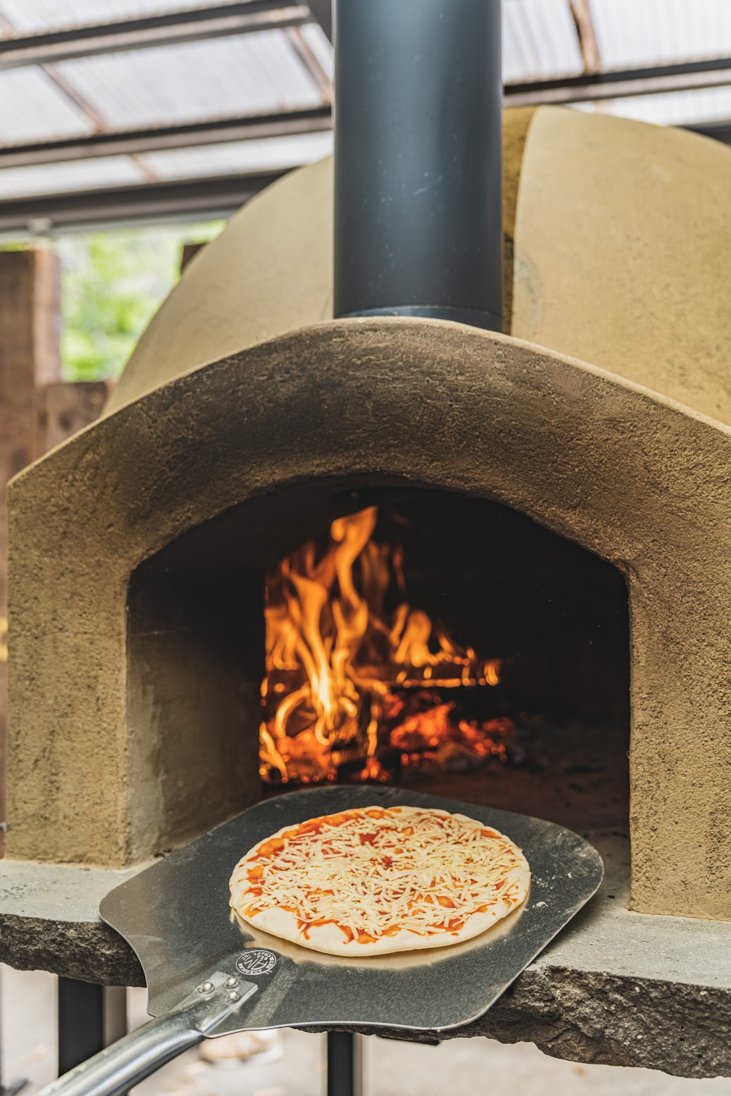 ピッツアづくり体験