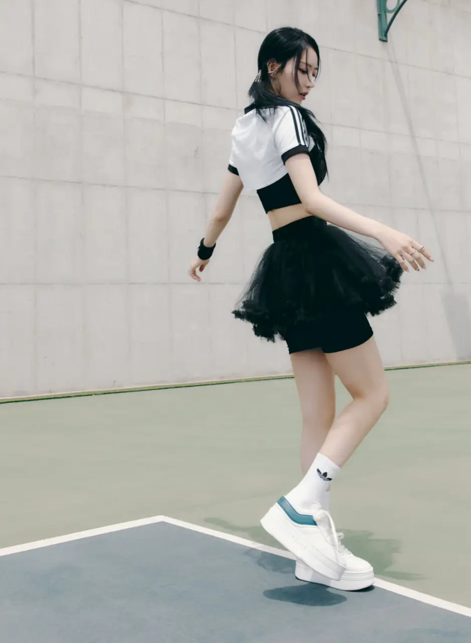 LE SSERAFIM JP 2nd SG「UNFORGIVEN」CONCEPT PHOTO｜AIRY BLOOM