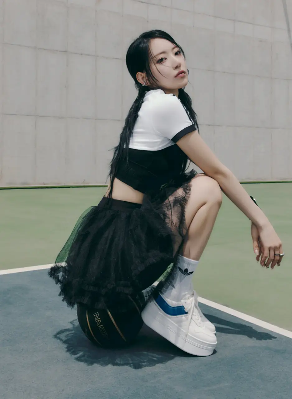 LE SSERAFIM JP 2nd SG「UNFORGIVEN」CONCEPT PHOTO｜AIRY BLOOM