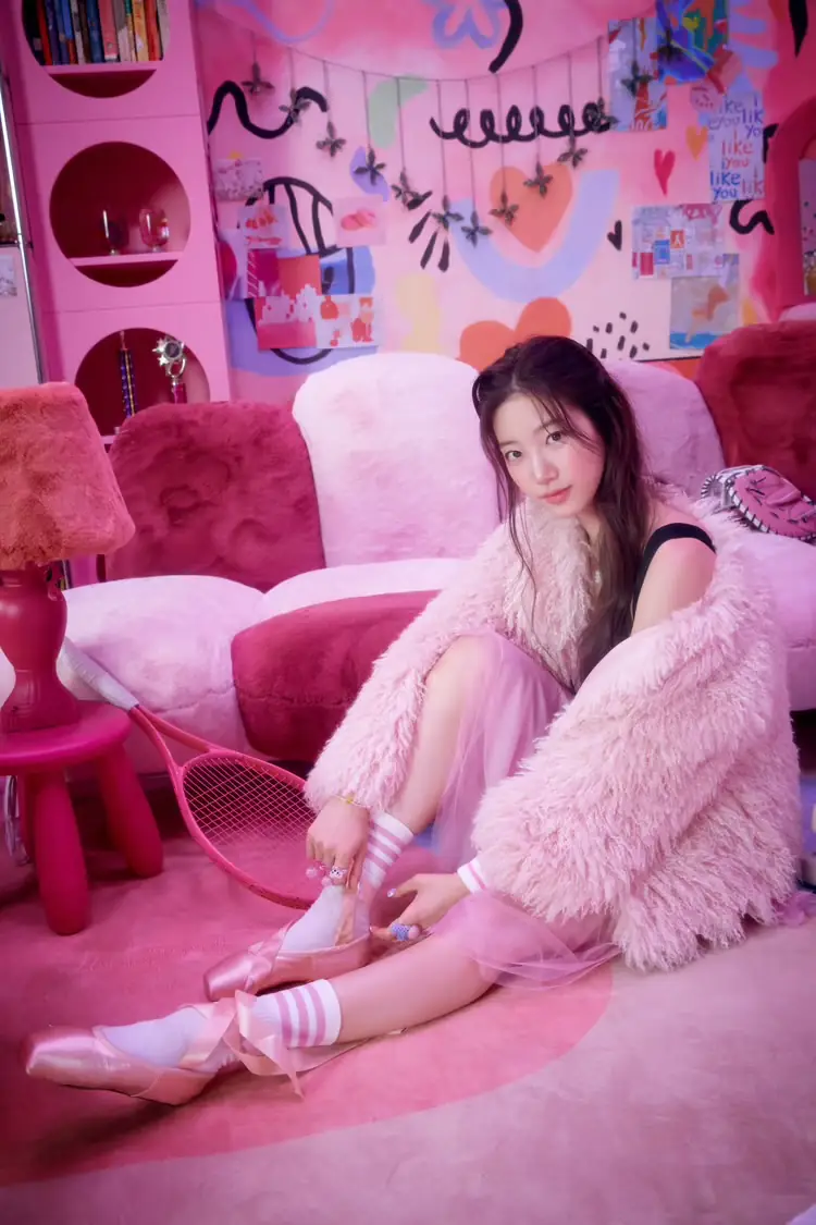 LE SSERAFIM Japan debut single『FEARLESS Japanese ver.』