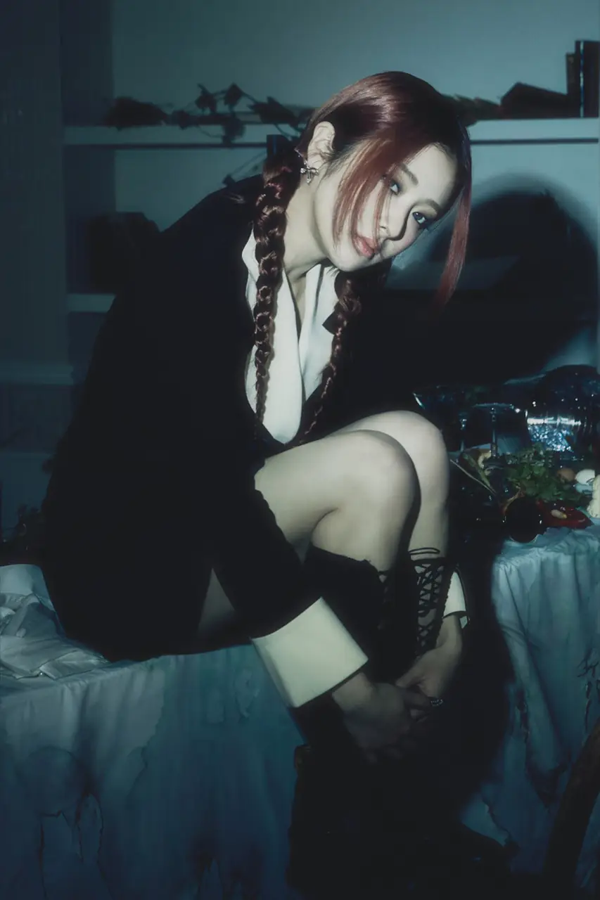 LE SSERAFIM JAPAN 3rd Single「CRAZY」CONCEPT PHOTO｜BLACK INSANITY