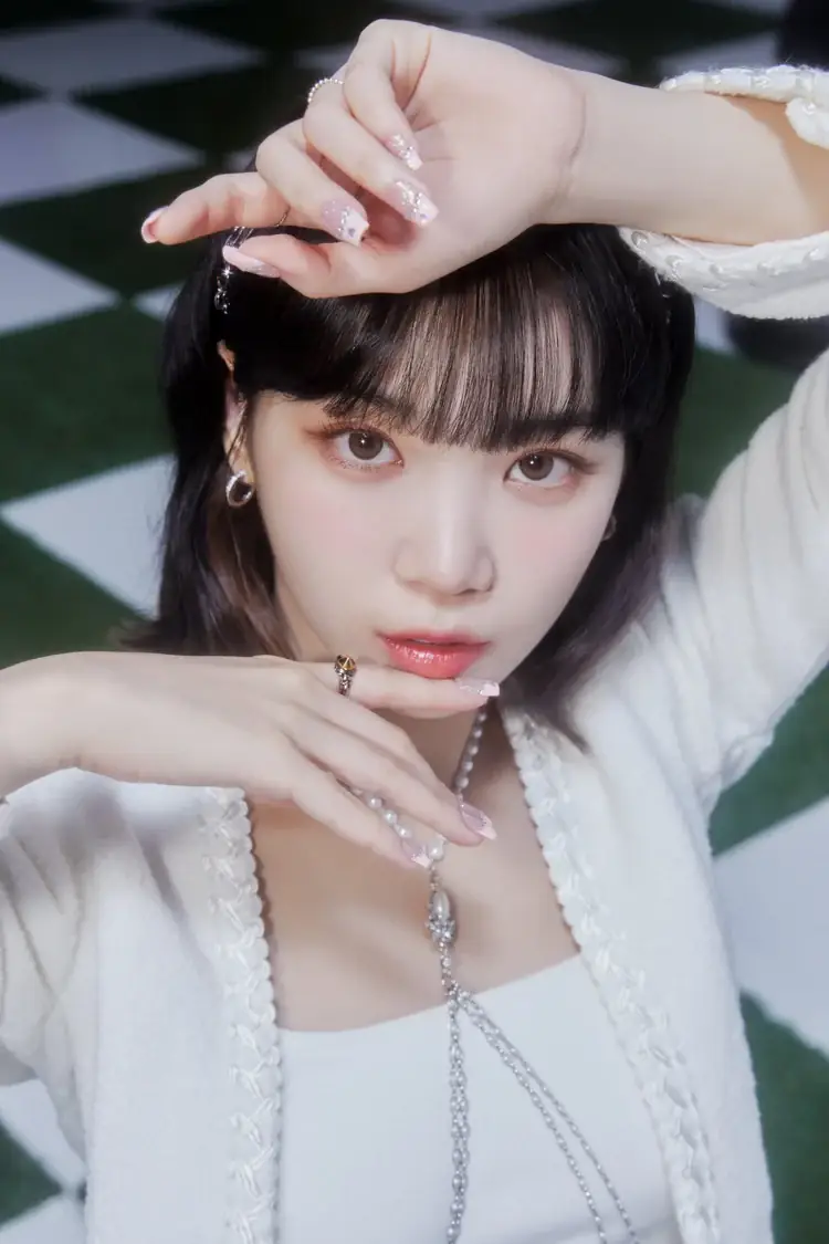 LE SSERAFIM Japan debut single『FEARLESS Japanese ver.』