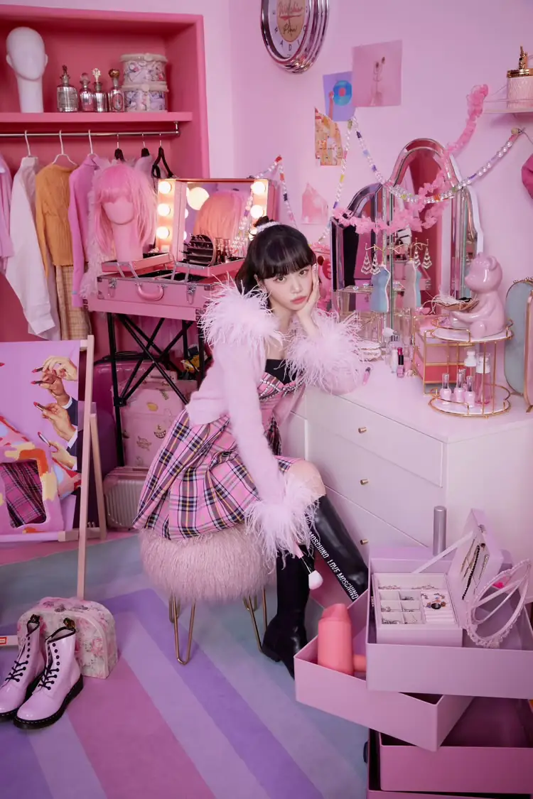 LE SSERAFIM Japan debut single『FEARLESS Japanese ver.』