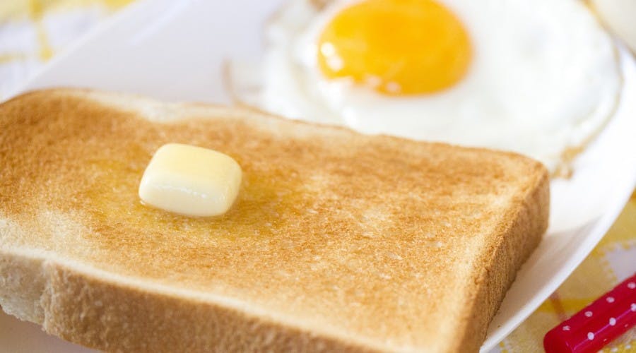バターそっくりだけどその実態、違いは？トランス脂肪酸を含むマーガリンの健康への影響と上手な付き合い方