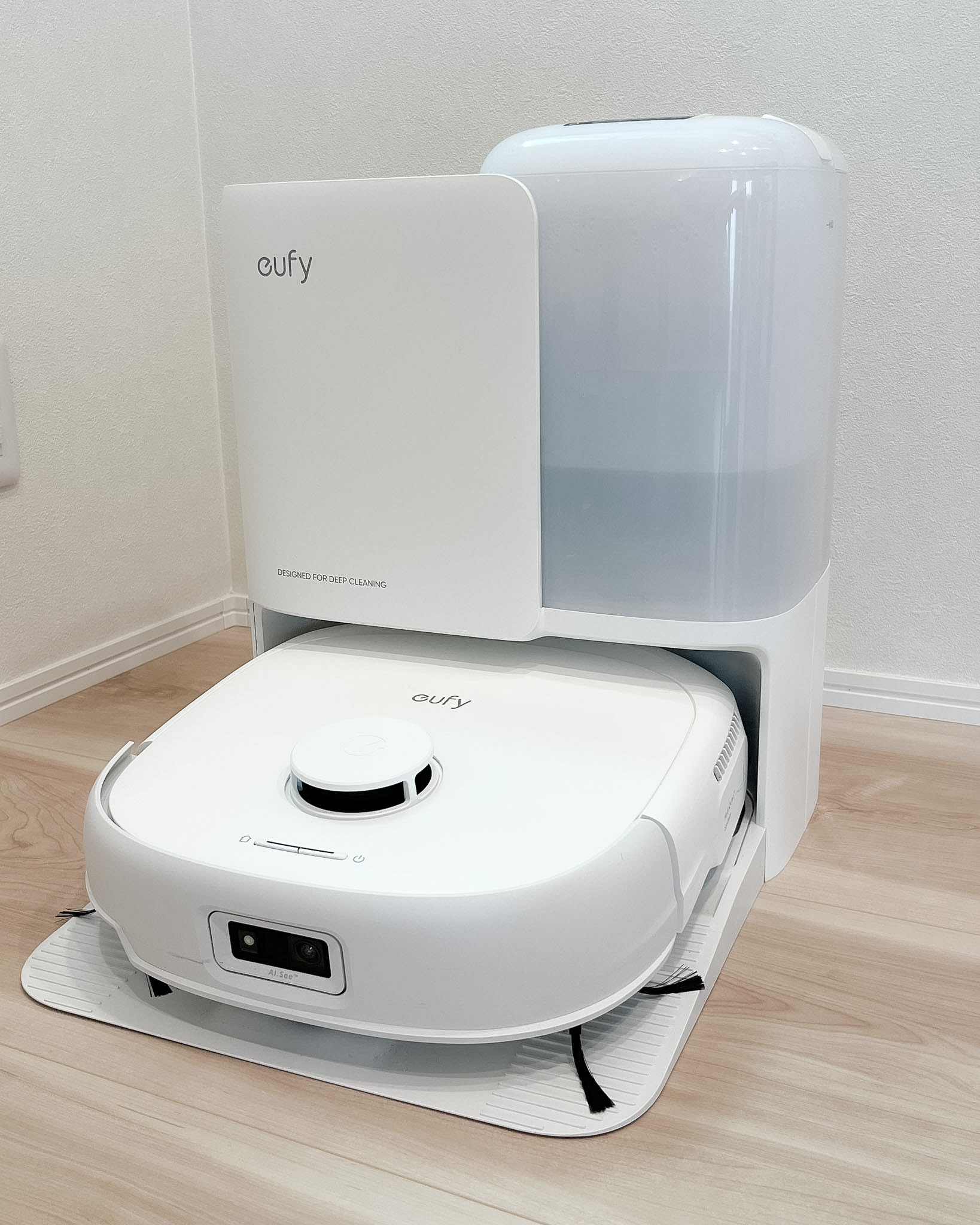 E25の本体とステーション