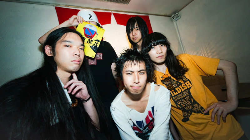 U-29限定ワンマン『21世紀少年』
大阪 LIVE SPACE CONPASS