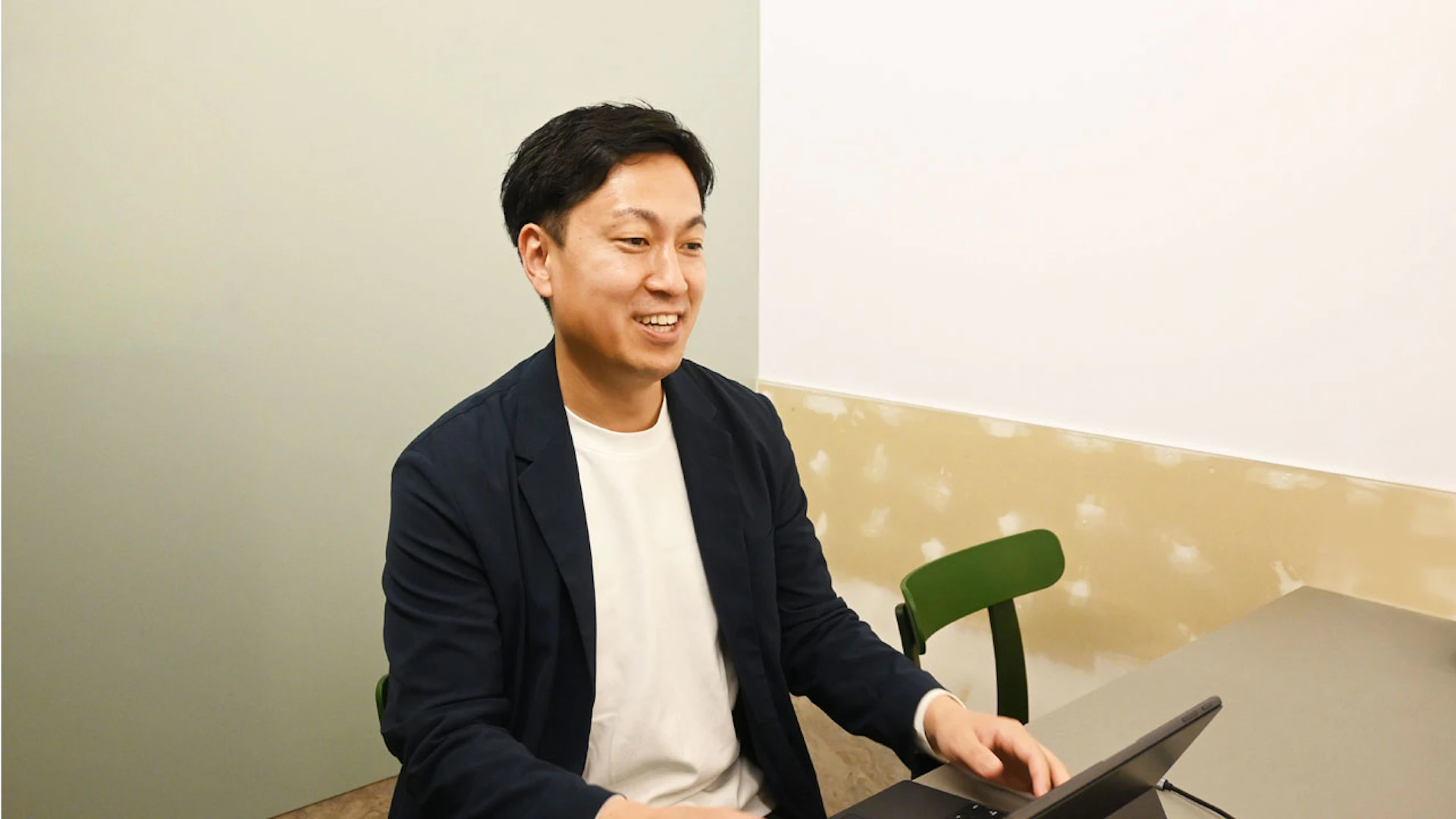 人生の意思決定を阻む「壁」を壊す──リプロネクスト、初の資金調達で1.2億円