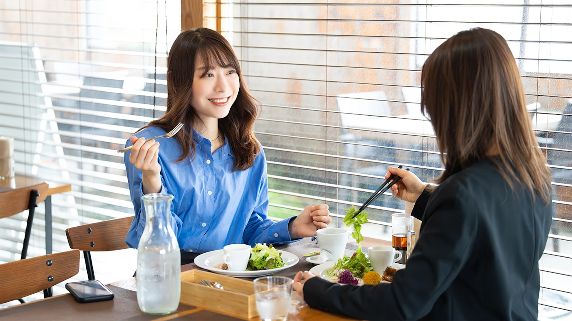 HQが「食事補助HQ」リリース ── インフレ時代の新しい“社食”をアップデート