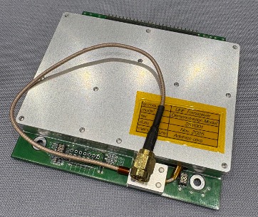 KSTがアドニクスと共同開発した小型衛星用UHF帯通信機