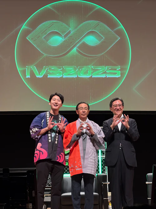 写真 Headline Japanの島川氏、京都府知事の西脇隆俊氏、京都市長の松井孝治氏