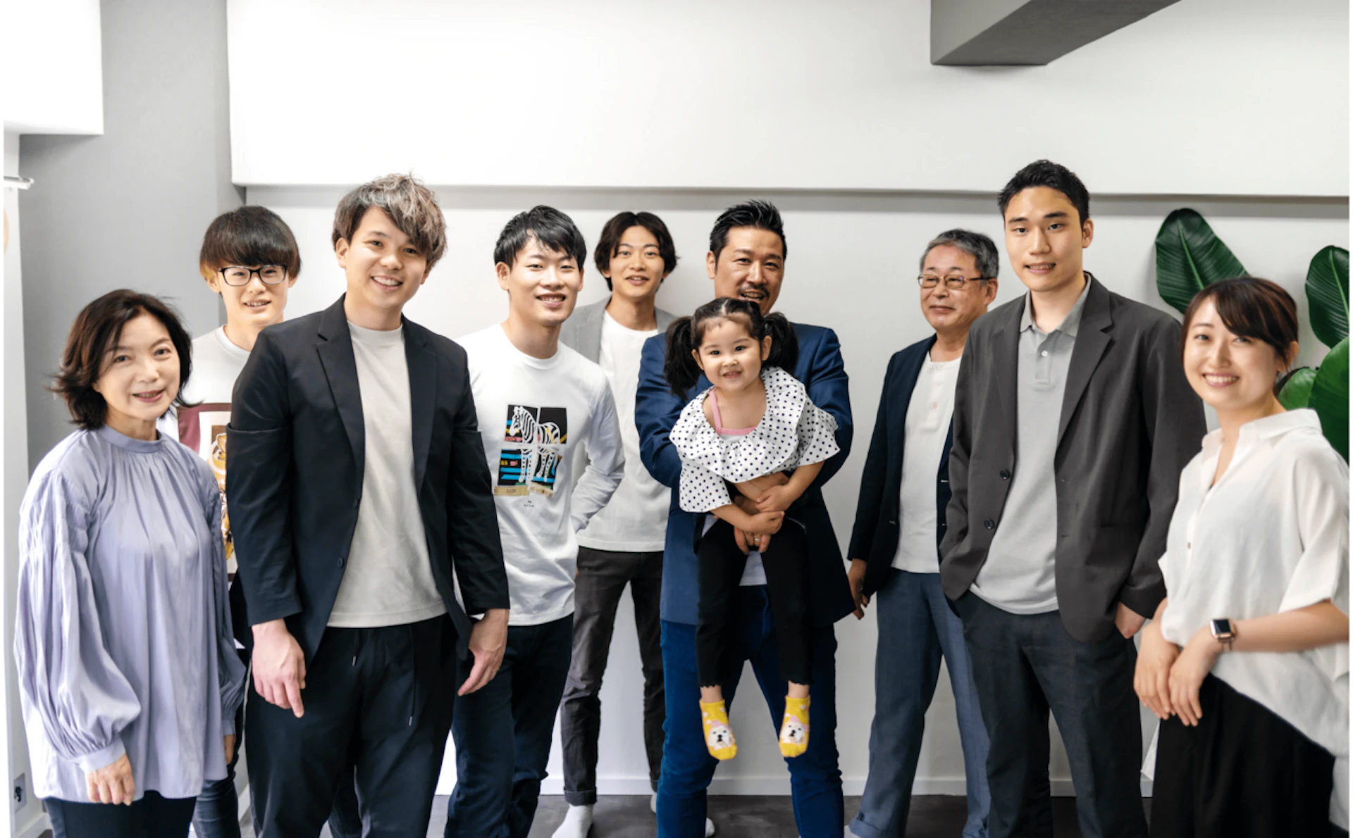 「全ての人が何歳でも豊かな暮らしを紡ぐ社会」の実現を目指すエイジレスが1.1億円の資金調達、さらなるシニア層の活躍機会創出を目指す