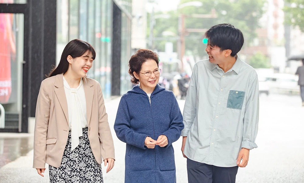 散歩を楽しむ様子