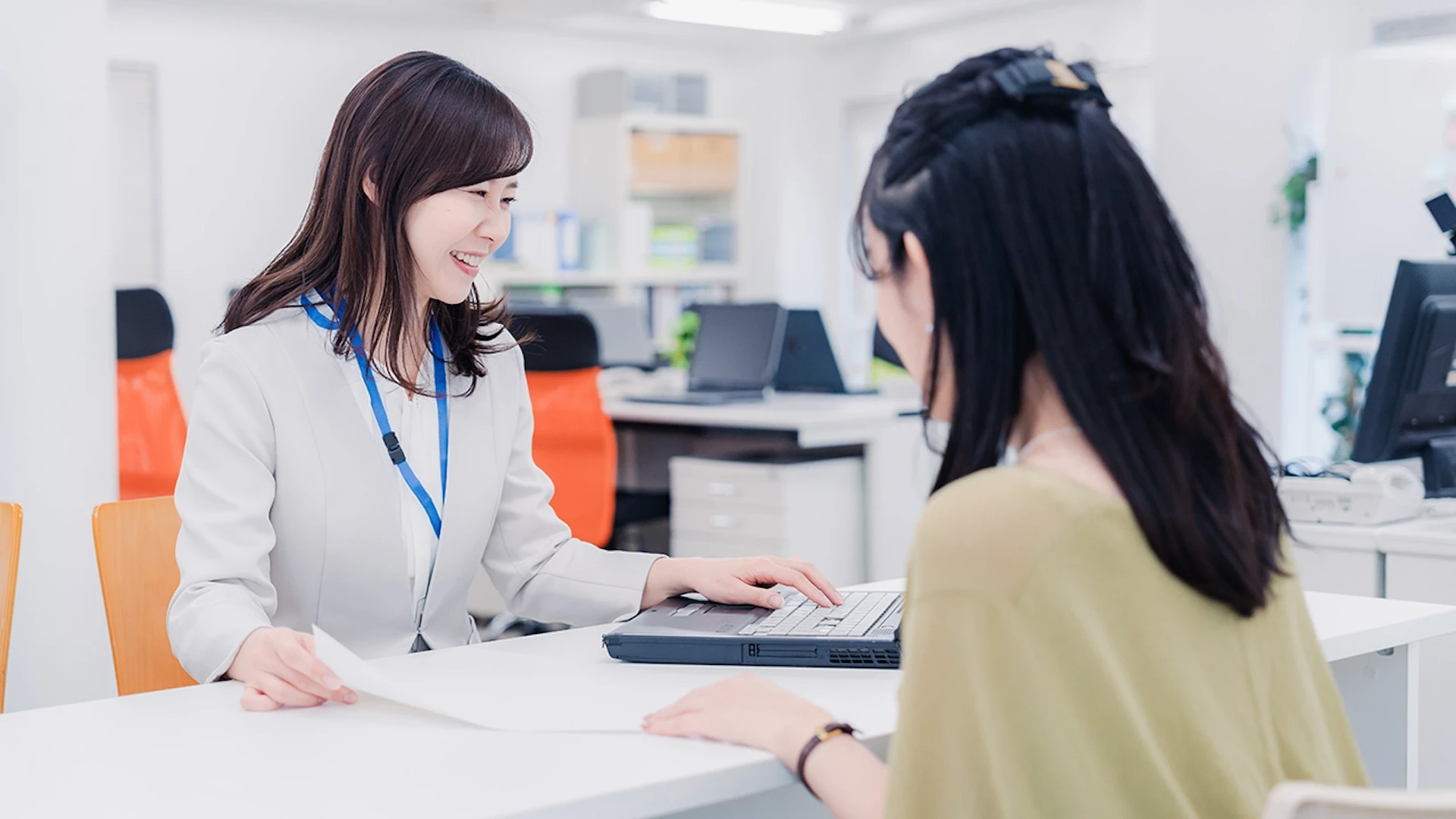 行政AIプラットフォームを展開するPolimillがシリーズAで6.35億円調達──幅広い行政業務の効率化へ