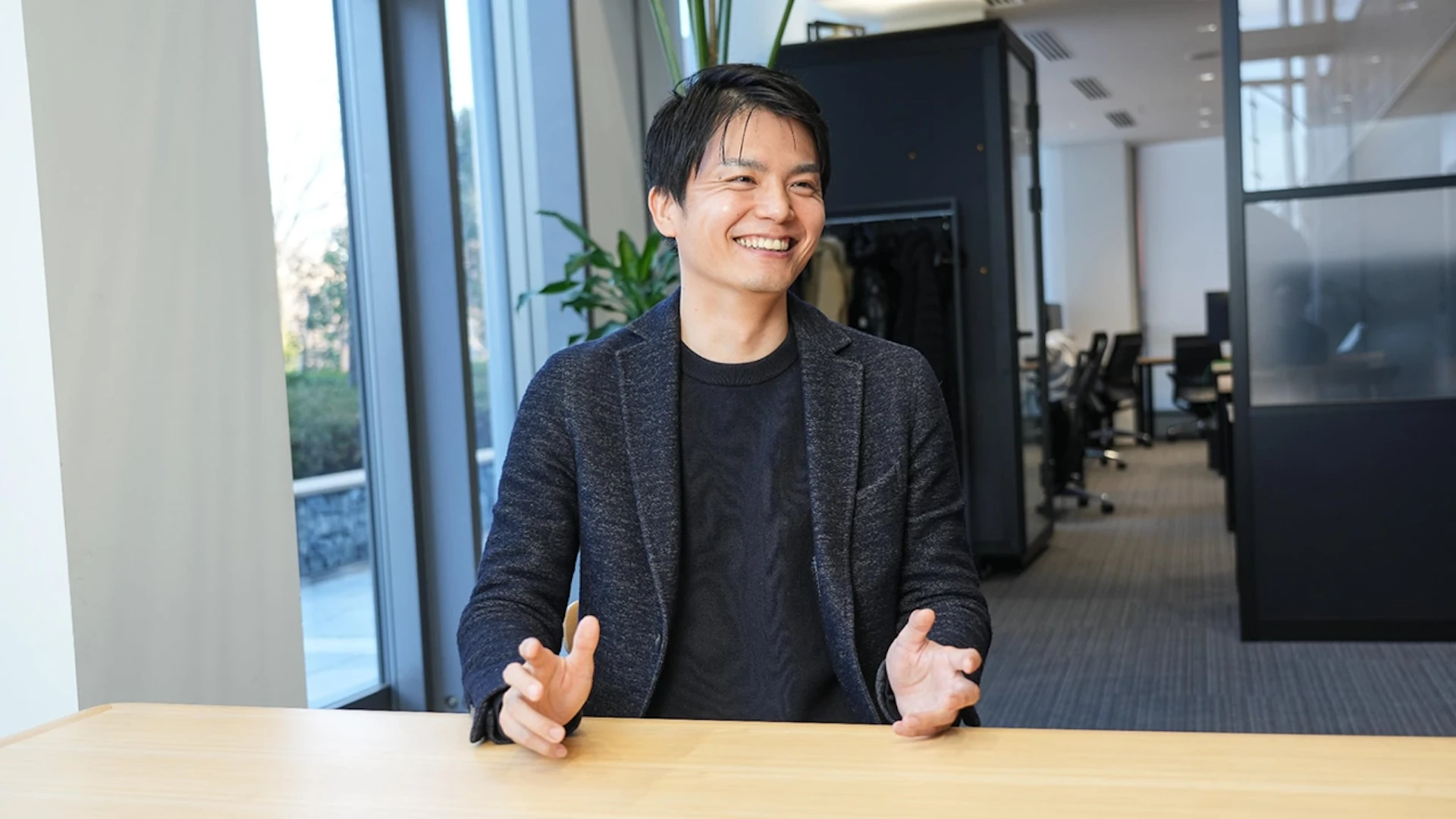 1分で足腰リスク診断、AcceleBodyが阪急阪神HDと実証開始