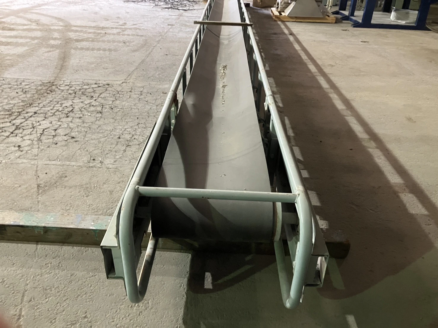 【新古品】＜日工＞モジュラーベルトコンベヤ MC40TP2-9MU　三相1.5kW 60Hz　機長9000 mm　2009年製 - 画像4