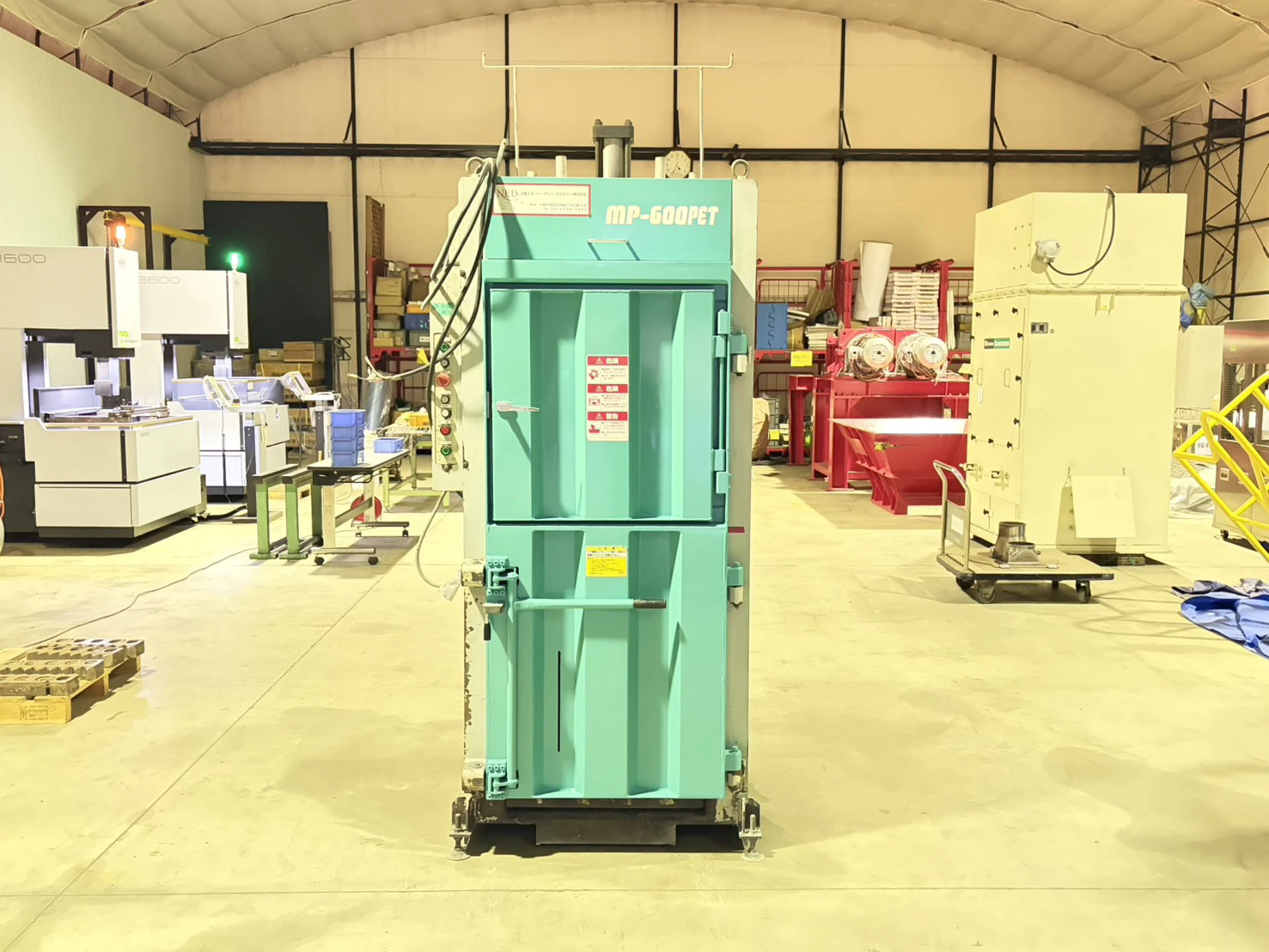 ＜大阪NED＞圧縮梱包機 減容丸 MP-600PET ４本縦結束　3.7kW　投入口サイズW590×H350mm - 画像2
