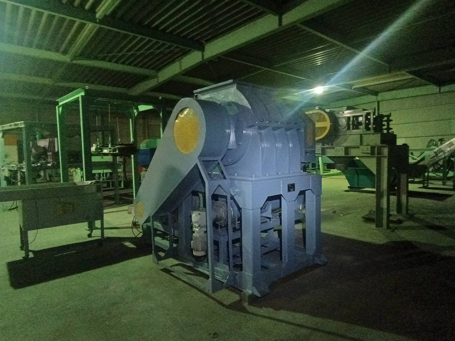 ＜日本シーム＞洗浄粉砕機(湿式高速一軸粉砕機) PF-2000　55kW　200V 4P　新品予備刃(超硬ブレード)付 - 画像3
