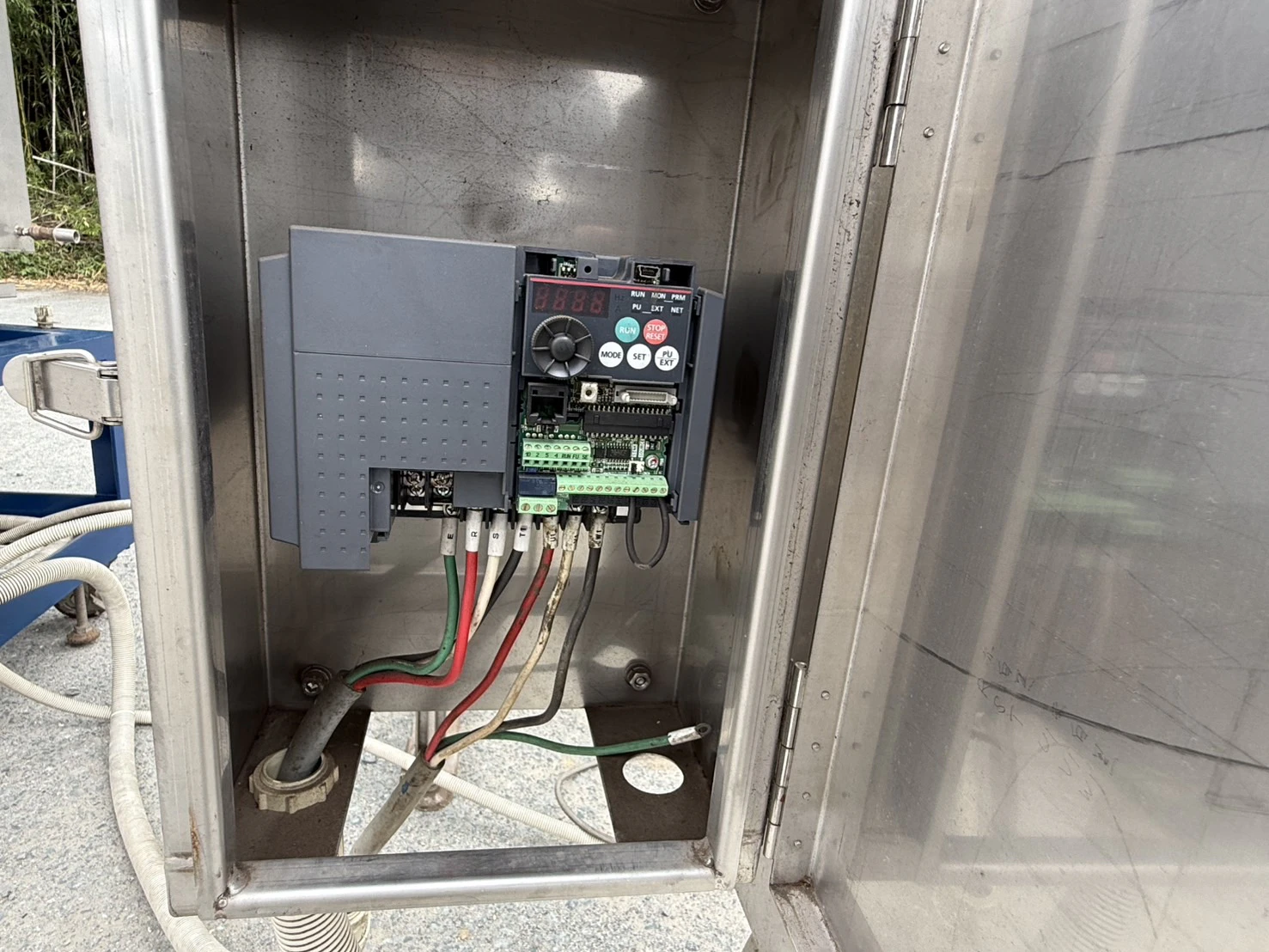 ＜カネミヤ＞包装自動分別処理機 Bun-Bun　KS945　投入コンベア付　3.7 kW - 画像13