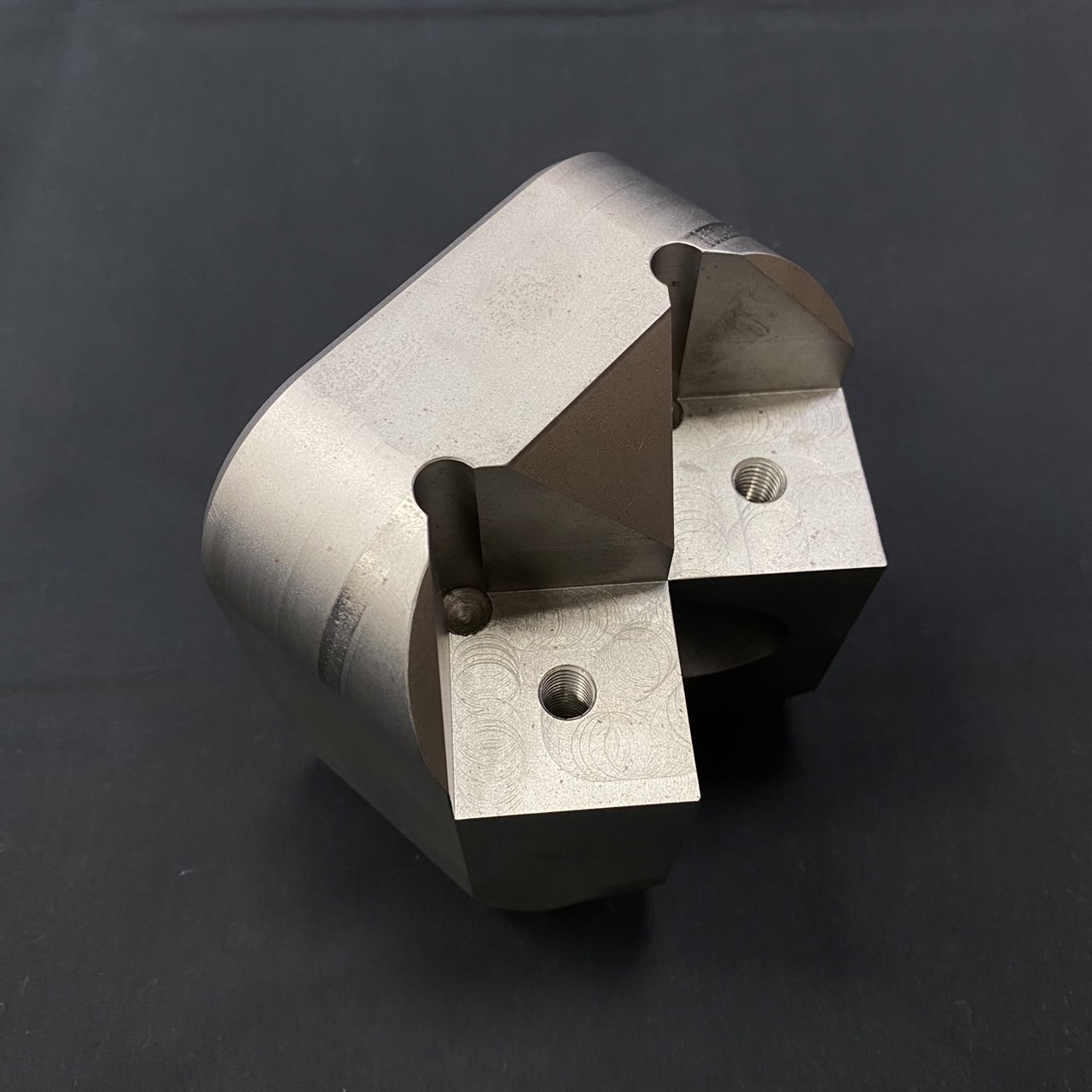 プッシャー式破砕機用ホルダー - 製品写真2