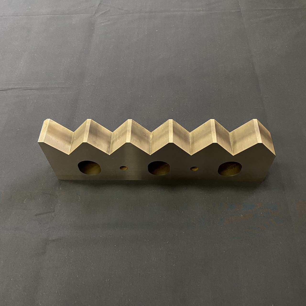 プッシャー式破砕機用固定刃 (片刃) - 製品写真3