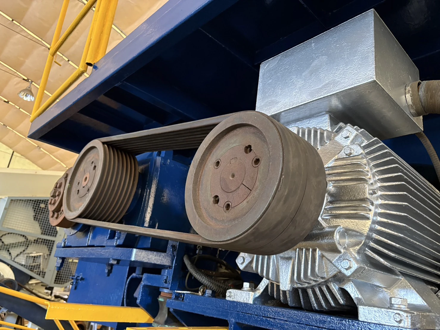 ＜ウエノテックス＞一軸破砕機　UC-75　75kW　2004年製 - 画像4