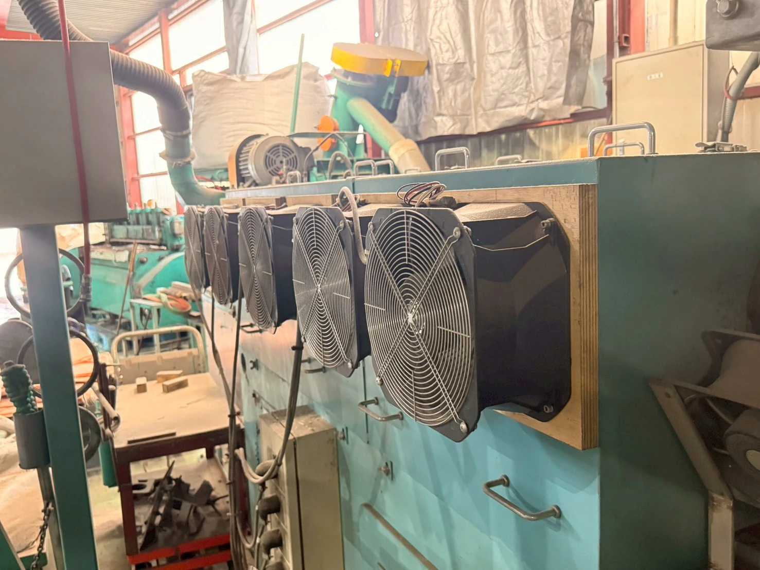 <積水化学工業> 二軸押出機 SLM90　180V  60Hz　55kW - 画像3