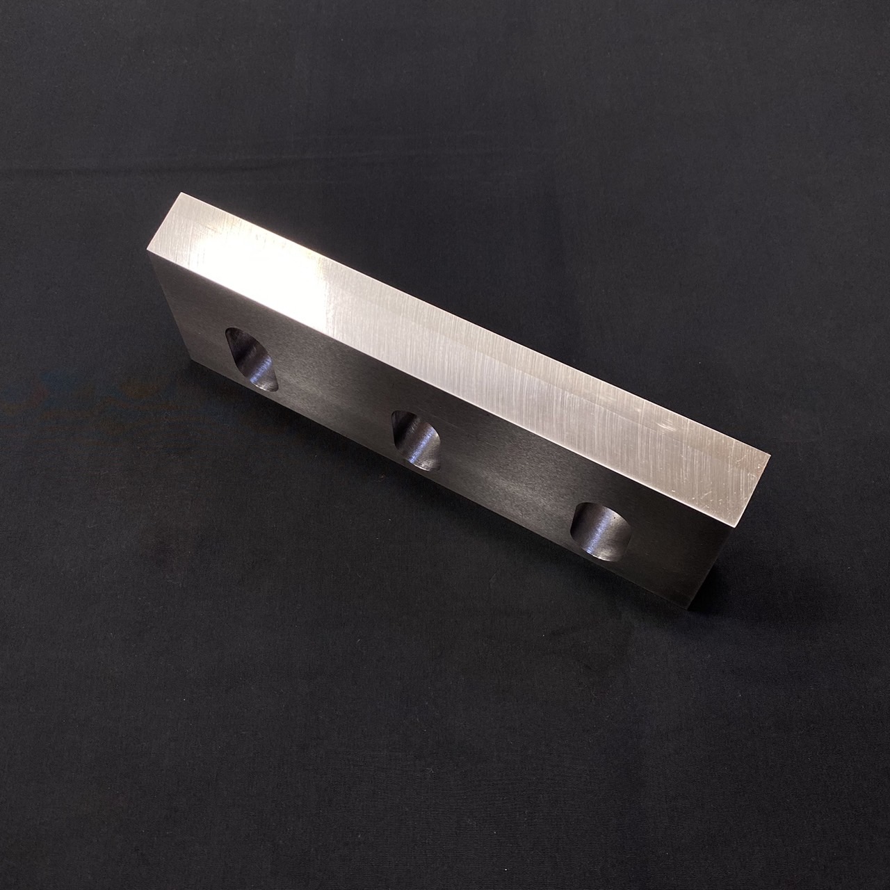 高速一軸粉砕機用ブレード - 製品写真4