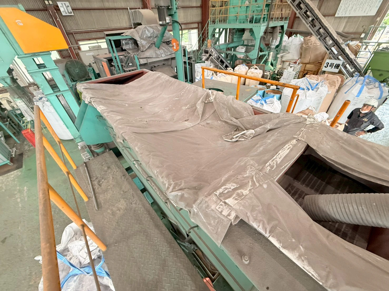 ＜ユーラステクノ＞バイブロスクリーン SFDF-90-290TBZ-2　2.2kW×2基　50Hz - 画像7