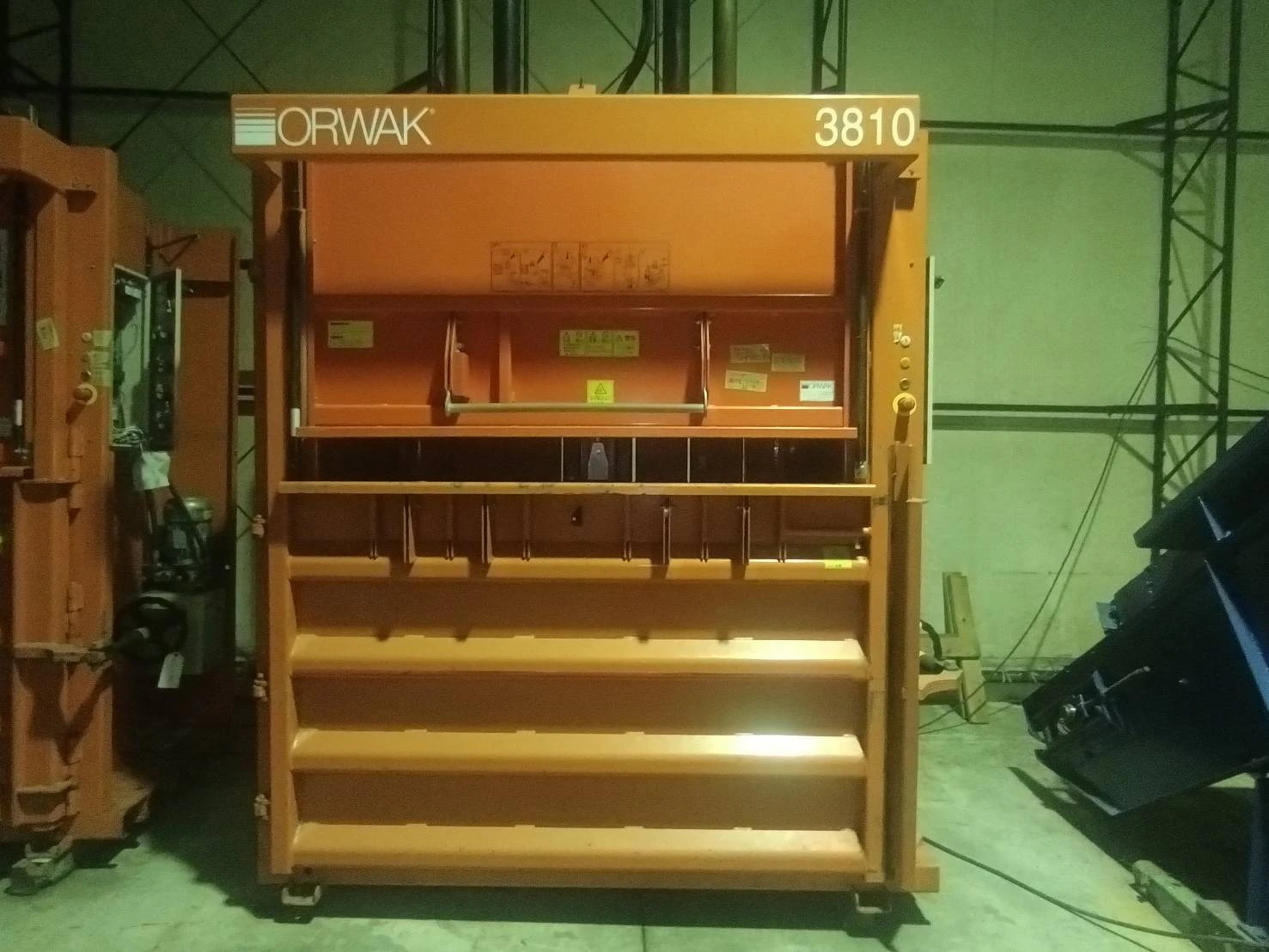 ＜ORWAK/オーワック＞大型圧縮梱包機 3810　4.0kW　年式2007年