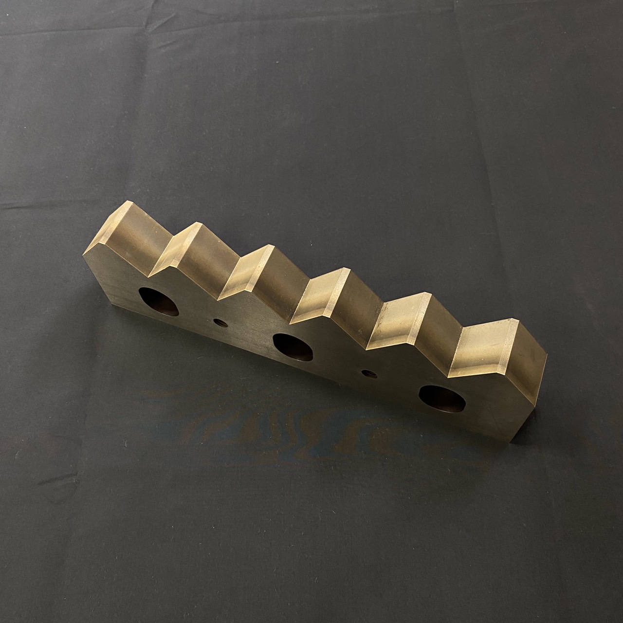 プッシャー式破砕機用固定刃 (片刃) - 製品写真4