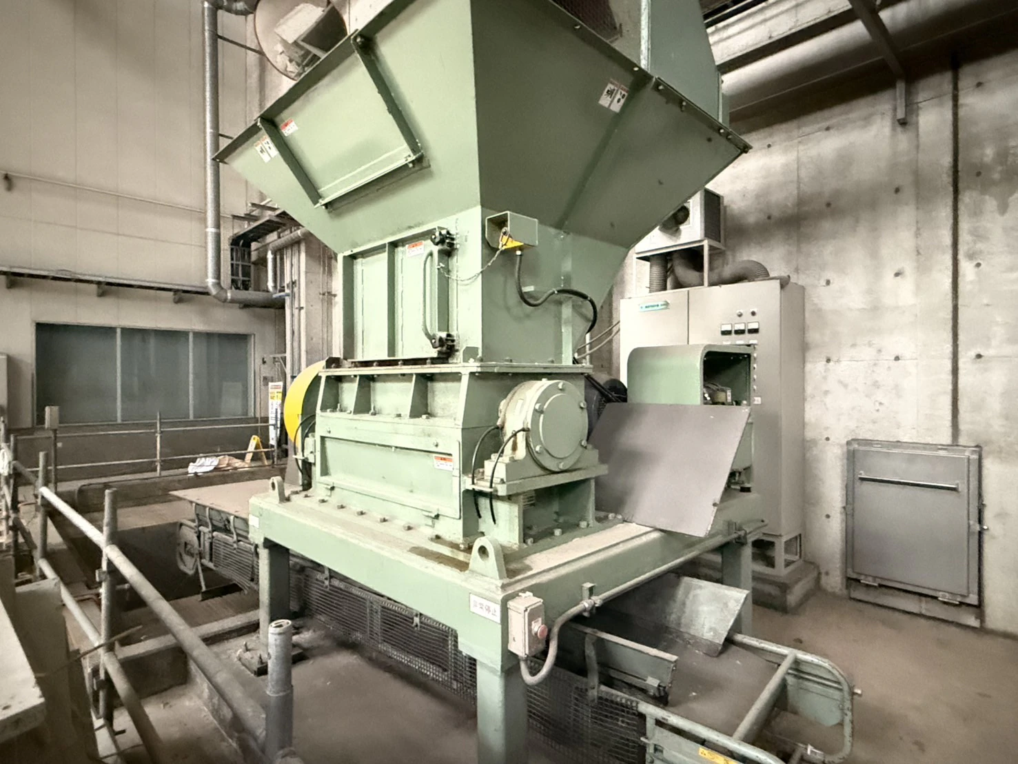 ＜西邦機工＞万能一軸破砕機 SC-50 自動反転機能付　37kW - 画像3