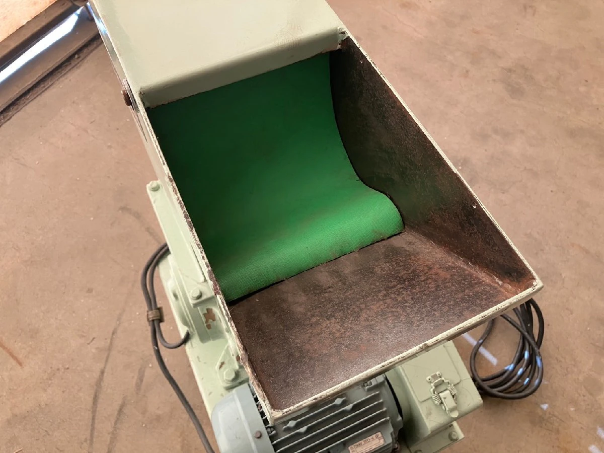 ＜ホーライ/HORAI＞ランナ・成形不良品用粉砕機 P-1314 三相200/220V 0.75kW 6P - 画像6