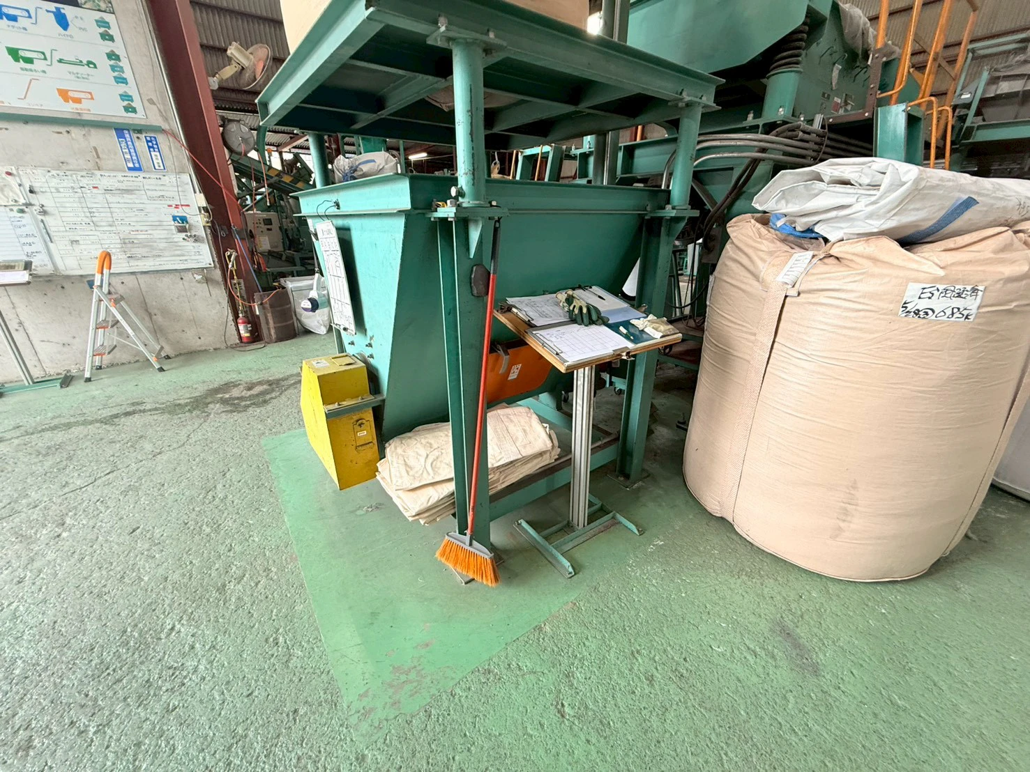 ＜ユーラステクノ＞バイブロスクリーン SFDF-90-290TBZ-2　2.2kW×2基　50Hz - 画像8