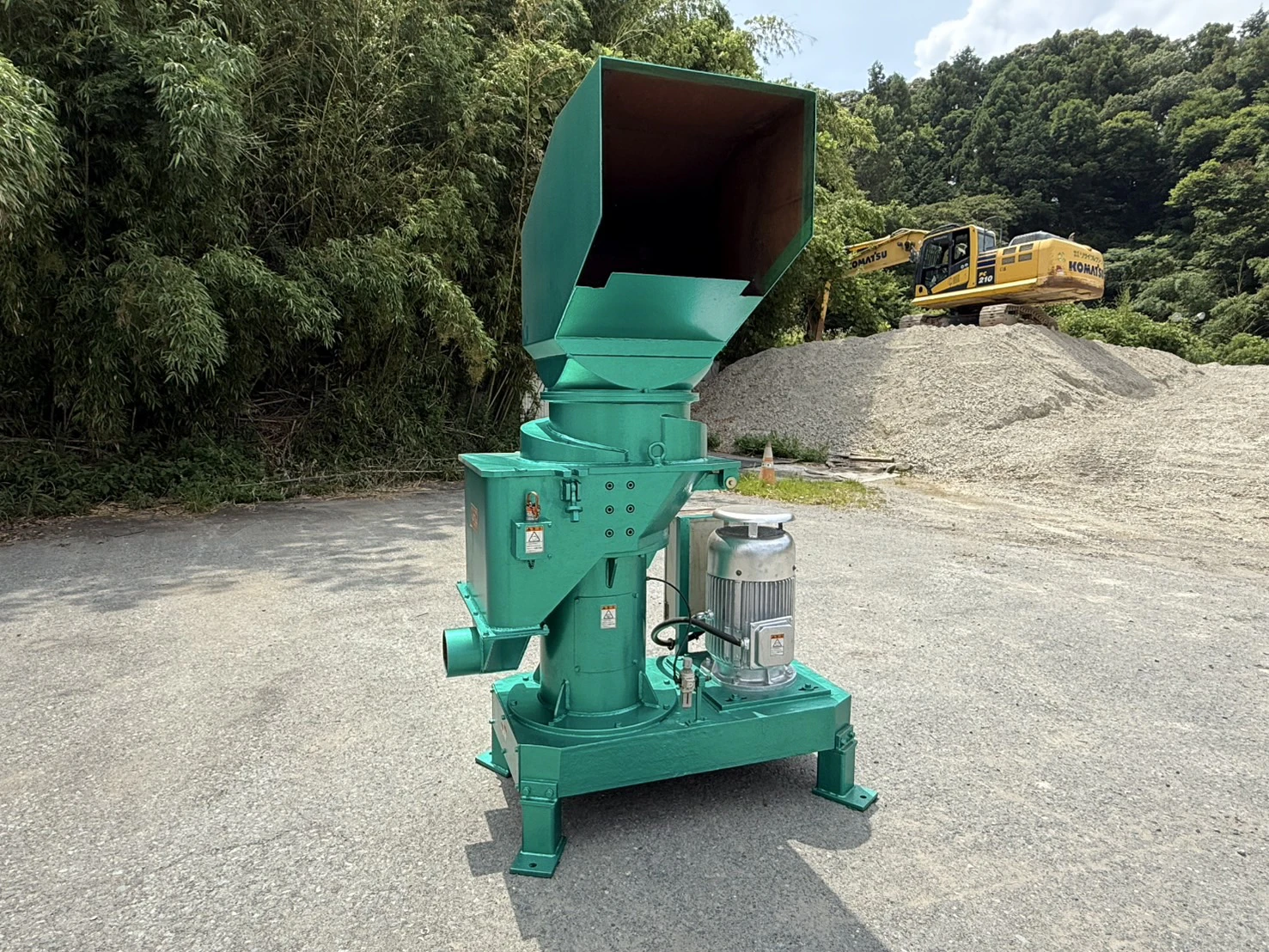 ＜ORIENT/オリエント＞竪型粉砕機 VM-42K　三相200V　15kw①