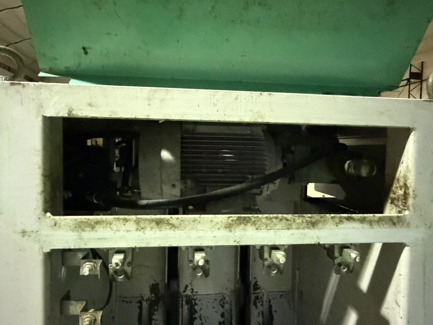 ＜大阪NED＞圧縮梱包機 減容丸 MP-600PET ４本縦結束　3.7kW　投入口サイズW590×H350mm - 画像11