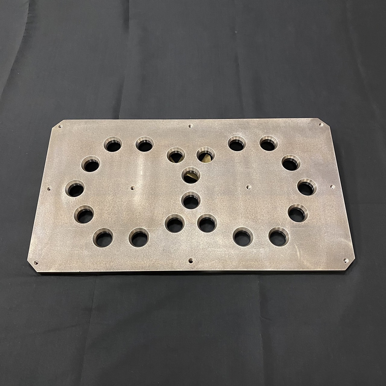 環境機器用大型スクリーン - 製品写真1