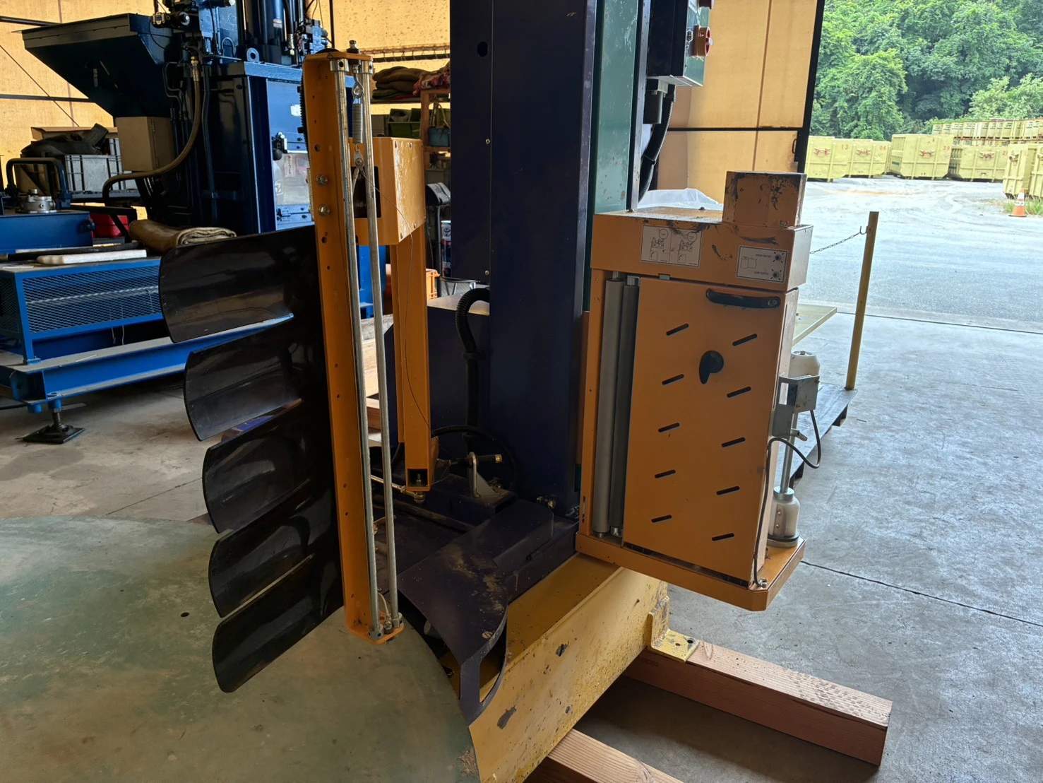 ＜司化成工業＞ストレッチフィルム包装機 DIA-MAC-30LXV　1.5kW 単相 200V 50/60Ｈz - 画像3