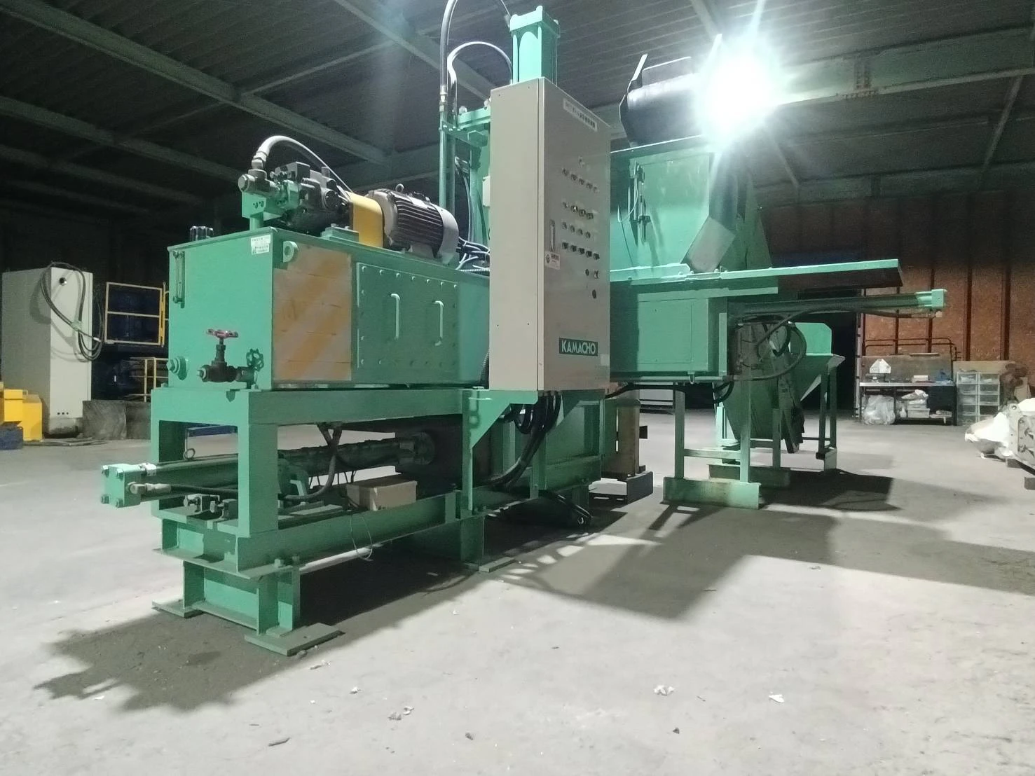 ＜鎌長製衡＞ペットボトル減容機 PBシリーズ PB-200　処理能力200㎏/h　7.5 kW　200/400/440V - 画像10