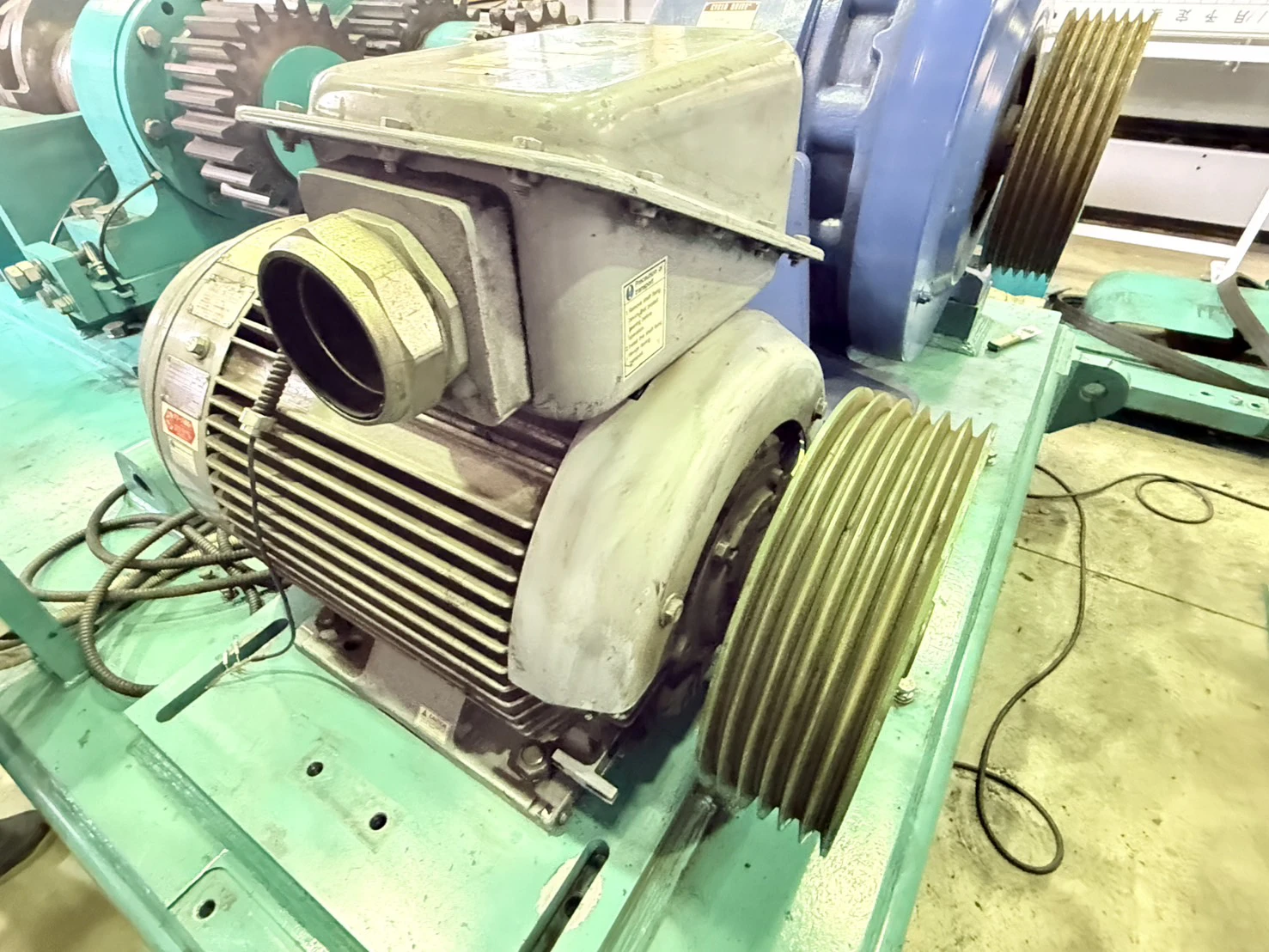 ＜西邦機工＞ 二軸破砕機 SWC-75-3　75 kW【メーカー整備済み】 - 画像13